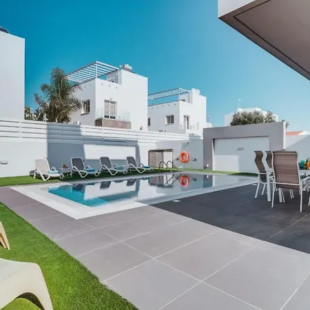 Amelia Villa Ayia Napa